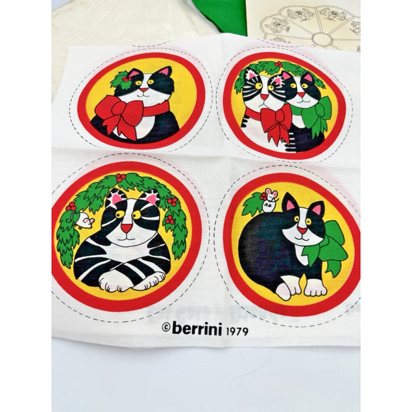 Berrini Cat Christmas Tree Skirt Kit Applique Sew 60" Dia 8 Fat Cats 1979 Unused - Picture 3 of 7